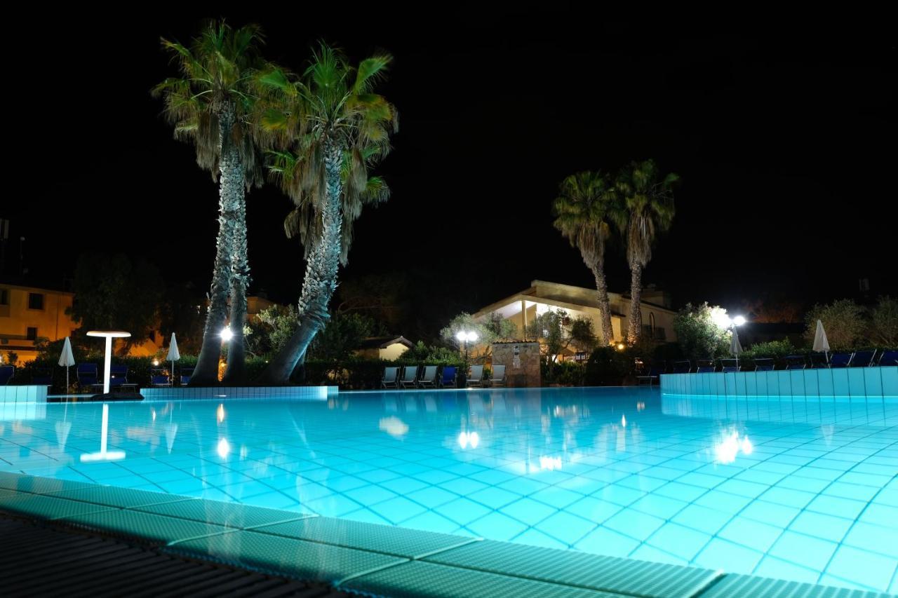 Horse Country Resort Congress & Spa - Hotel Ribot Arborea Exteriér fotografie
